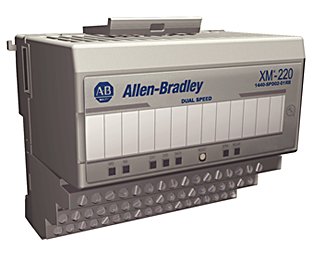 稍微朝向右侧的灰色测量模块，左上角带有蓝色 Allen-Bradley 徽标，稍微能看到?？槎ゲ? data-trackable=